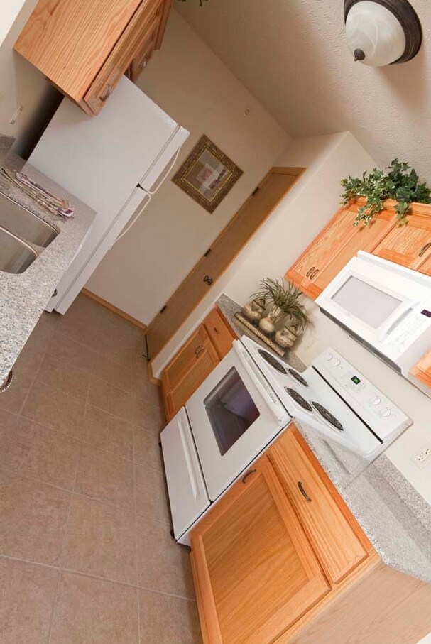 Oak Court Apartments Republic, MO