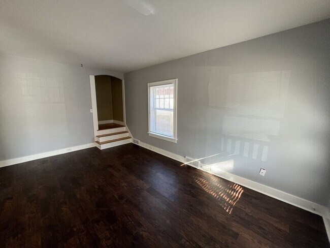 Photo - 155 Burr Oak St NE