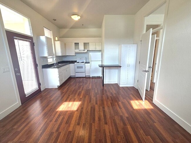 Photo - 184 Clear Creek Dr Unit Downstairs - Back