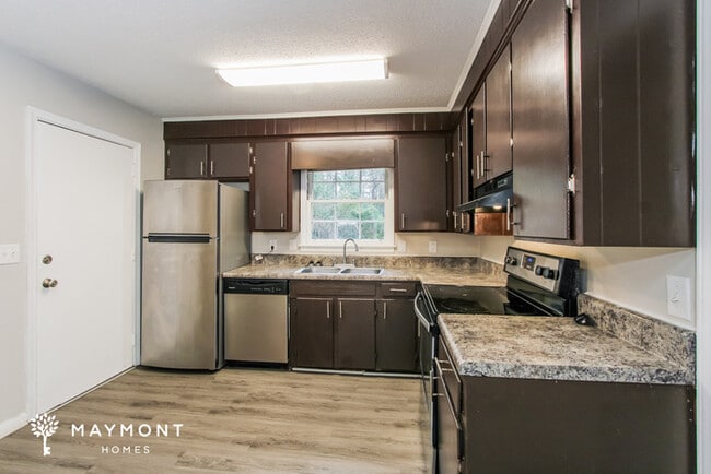 Photo - 2324 Old Field Rd