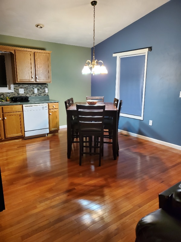 Photo - 770 Riverland Rd SE Unidad A