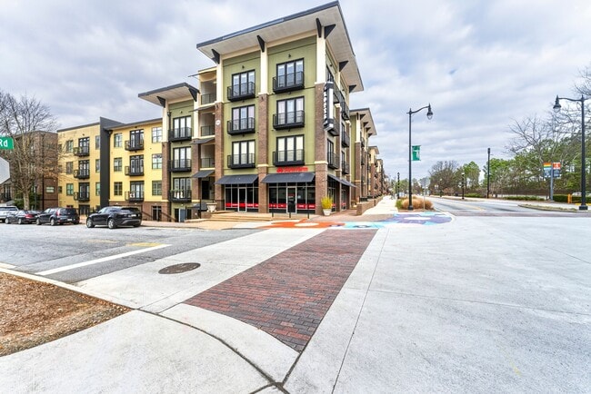 Photo - 5300 Peachtree Rd