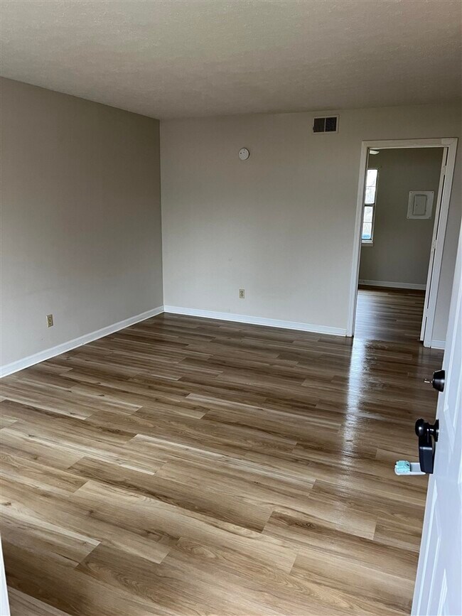 Photo - 1420 Hill St Unit 5