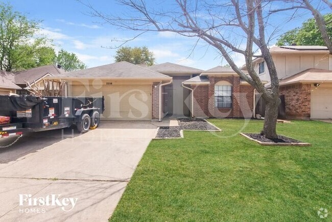 Building Photo - 2216 Turf Club Dr Rental
