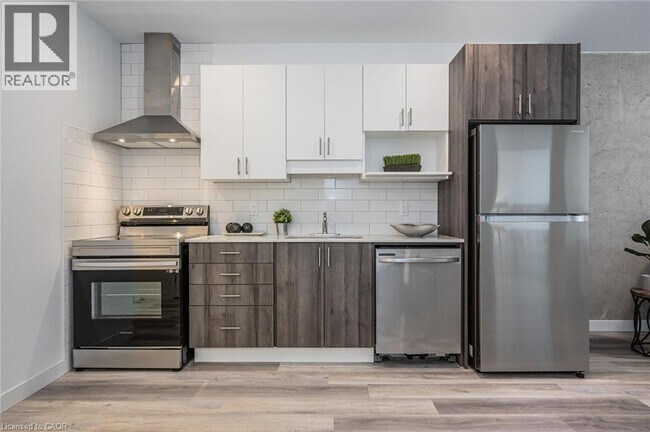 Photo - 1438 Highland Rd W Unité 902