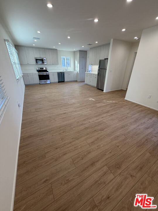 Photo - 2320 Carnegie Ln