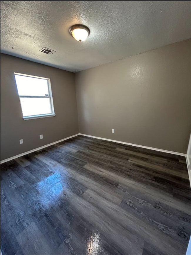 Photo - Stunning 4 Bedroom