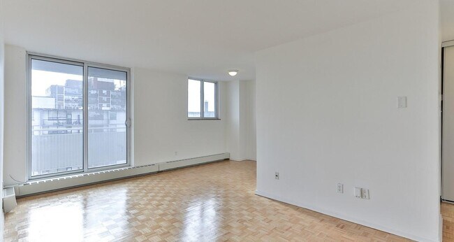 Photo - 80 Cosburn Ave