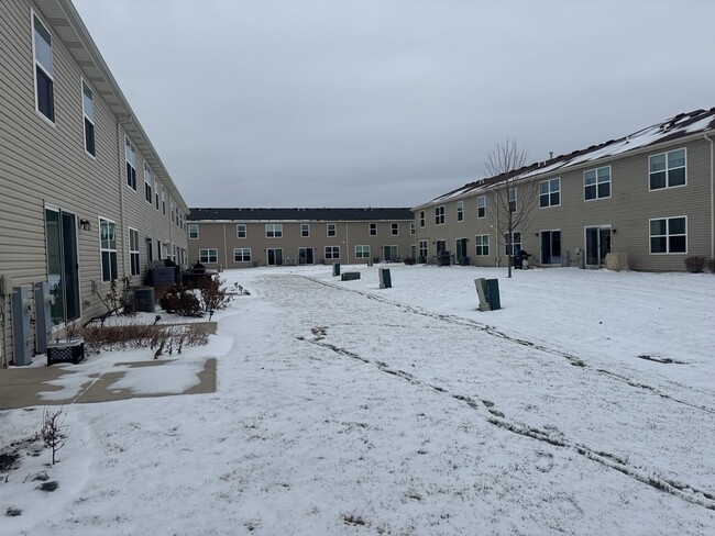 Photo - 226 Wildmeadow Ln