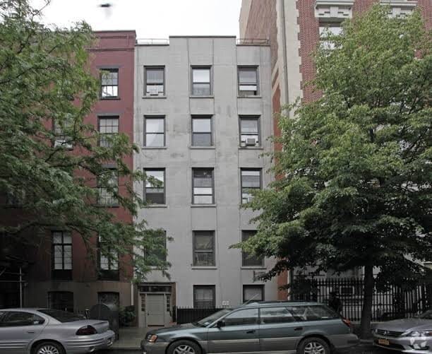 Building Photo - 49 W 11th St Unit 1819