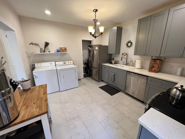 Photo - 615 Parkview Ave Unit Apt 1