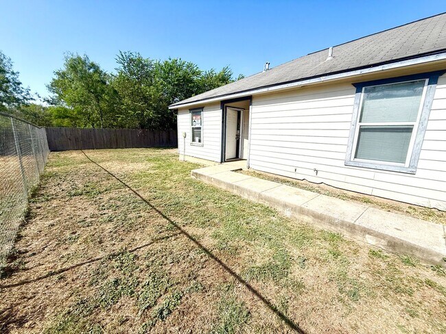 424 Amires Pl