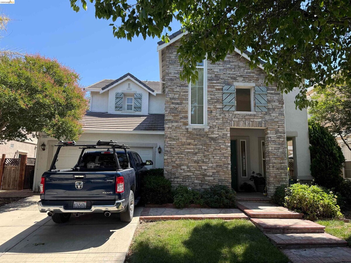 Photo - 1866 White Sands St