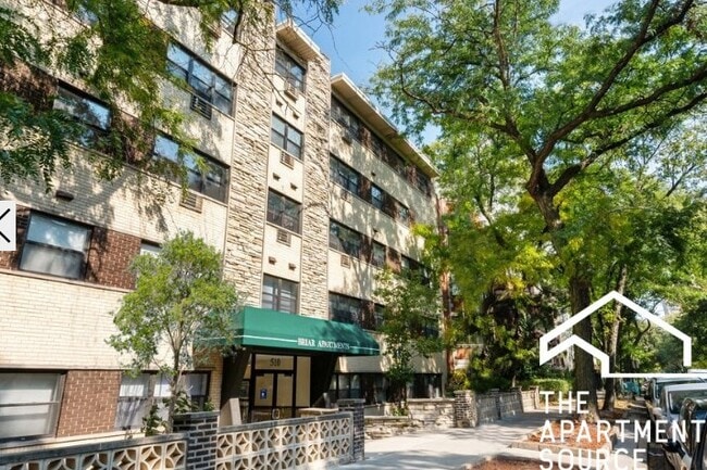 Photo - 510 W Briar Pl Unit 4
