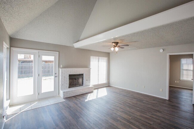 Photo - Available to Pre-Lease! Recently Updated 3 Bedroom!