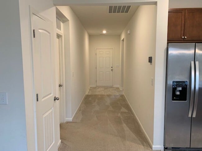 Photo - 1149 Noor Ln