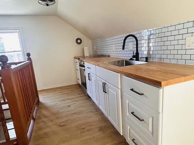 Photo - 57 Lawrence St Unit 3