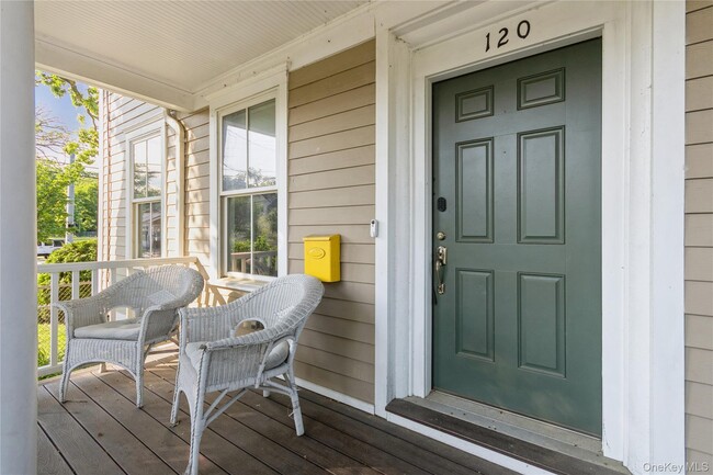 Photo - 120 Verplanck Ave