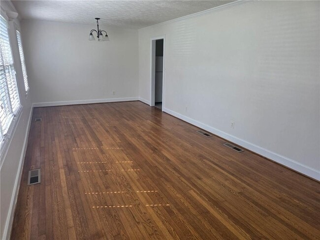 Photo - 1579 Rockbridge Rd