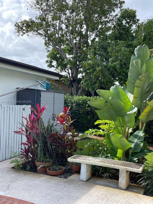 Photo - 2230 N 50th Ave