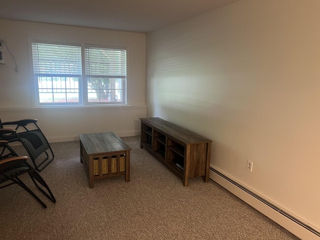 Photo - 402 White Cedar Blvd