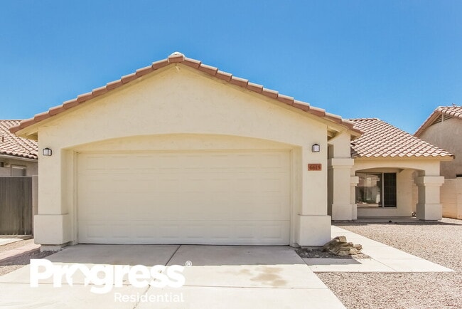 Building Photo - 6615 W Caribbean Ln
