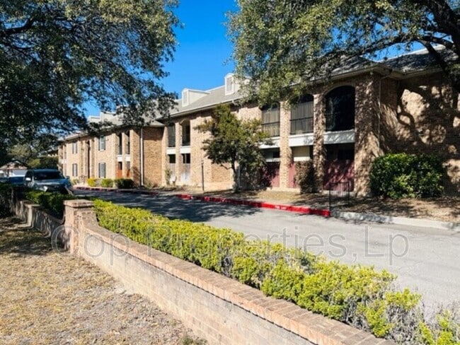 Photo - 1819 Babcock Rd Condo Unit 411