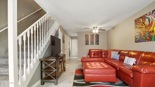 2518 Johnson Dr