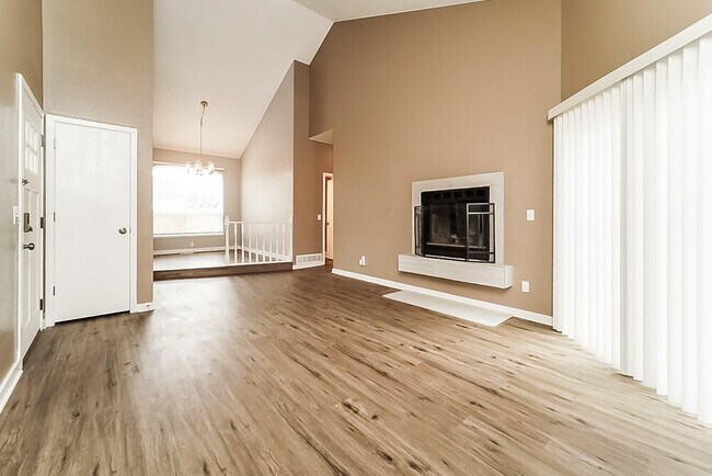 Photo - 4494 Genoa St