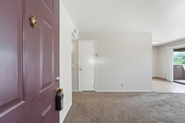Photo - Beautiful 2-bedroom, 2-bath condo in the highly desirable Quail Run community!