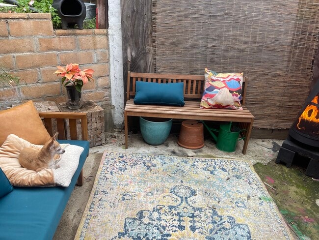 Photo - 9401 Notre Dame Ave