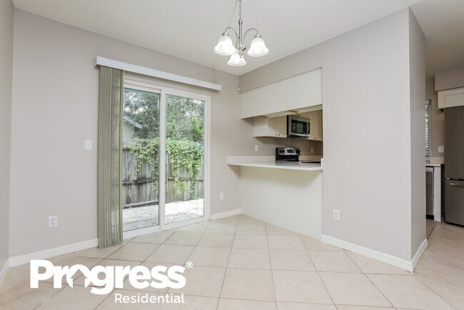 Photo - 1833 Iroquois Dr