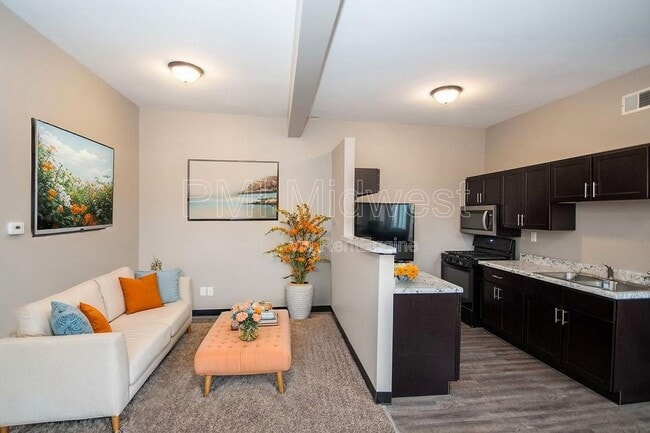 Photo - 2060 N Delaware St Unit 12