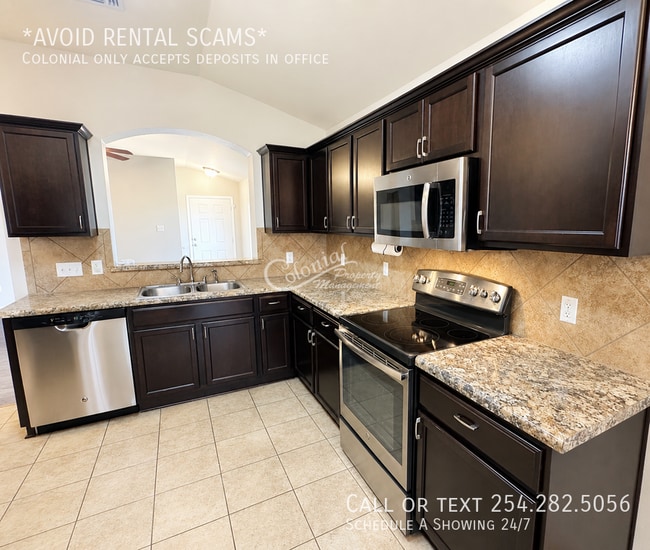 Photo - 5829 Huntington Dr