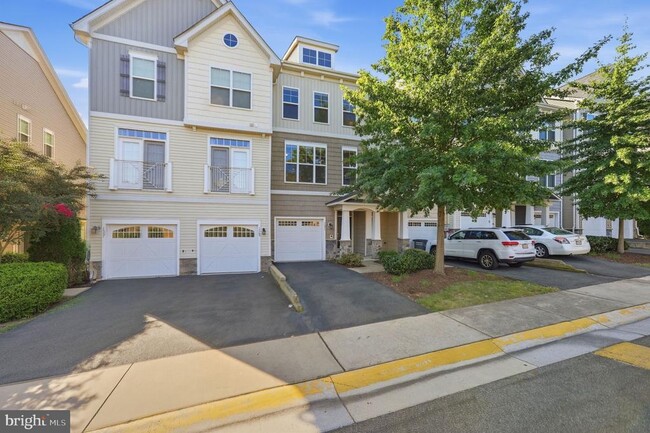 1571 Renate Dr