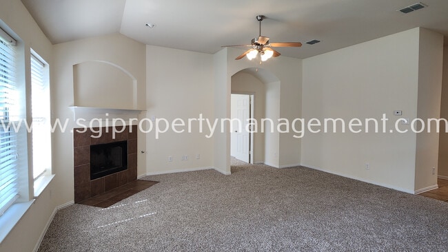 Photo - 126 Beacon Hill Ln