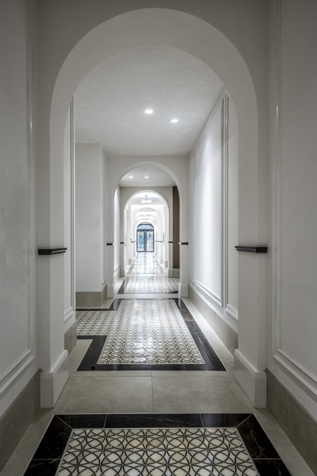 Photo - Amalta Broken Sound