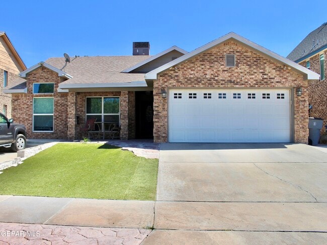 Building Photo - 704 Colchester Dr