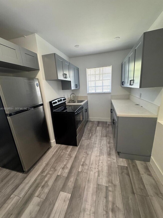 Photo - 2210 NW N River Dr Unidad 2