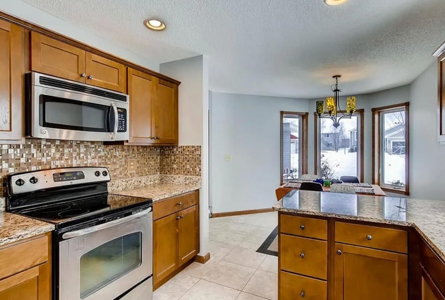 Photo - 19 Meadowlark Dr