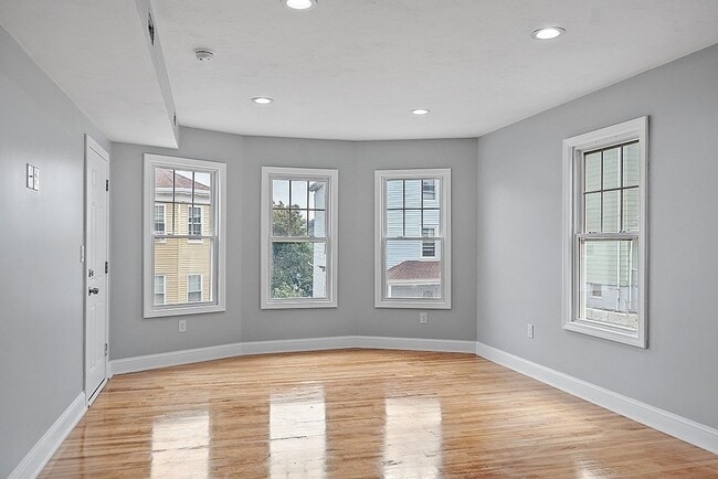 Photo - 79 Gage St Unit 3