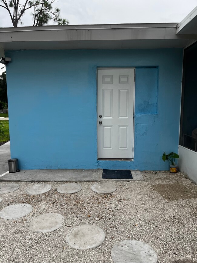 Building Photo - 8101 Cleaves Rd Unit Studio for rent Rental