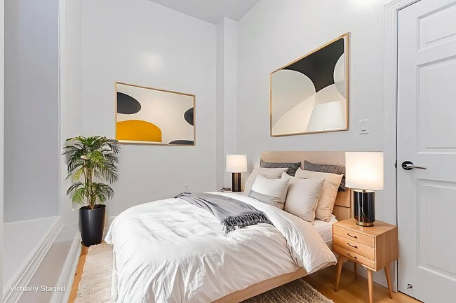 Photo - 331 W 16th St Unidad 6