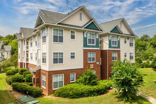 Sterling Glen Apartments - Community