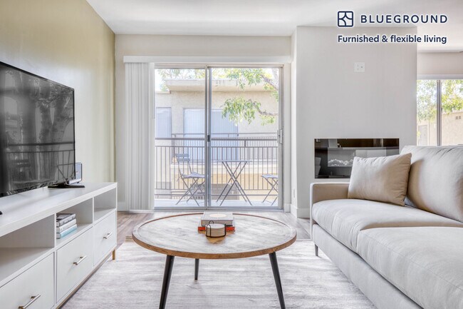 Building Photo - 17200 Burbank Blvd Rental