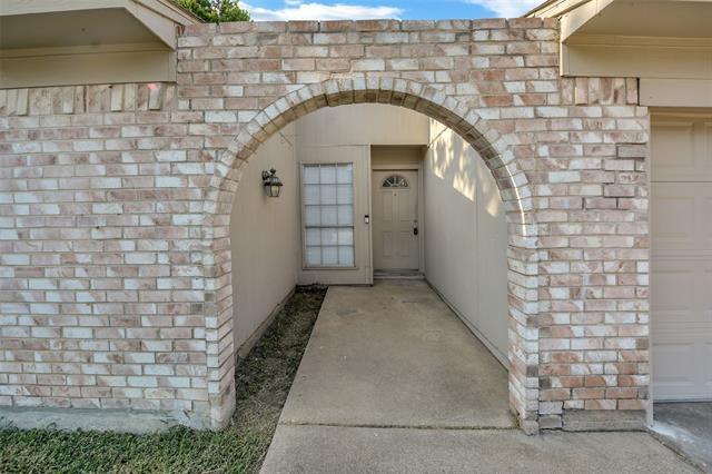 Photo - 6800 Yorkston St