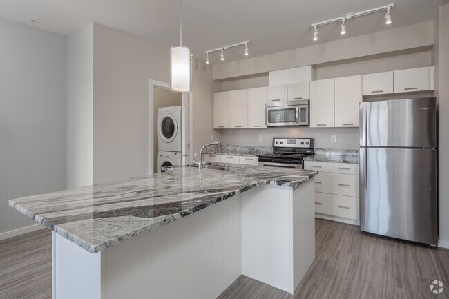 2BR, 2BA - 908SF - Cielo