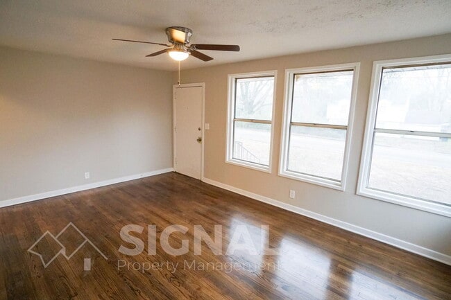 Photo - 712 Robison Dr