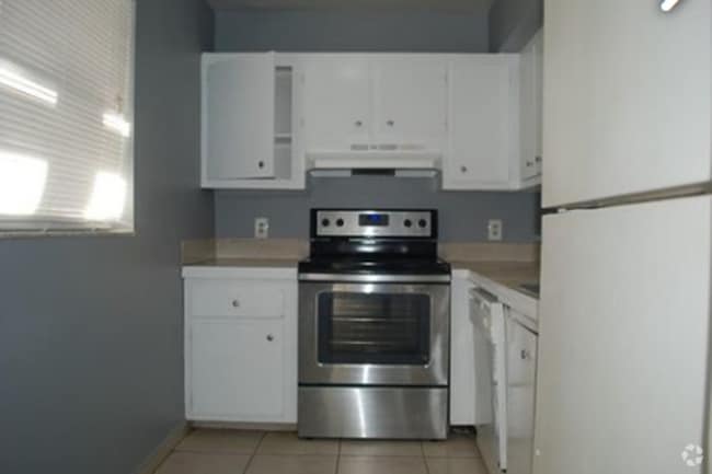 Building Photo - 3556 NW 114th Terrace Rental