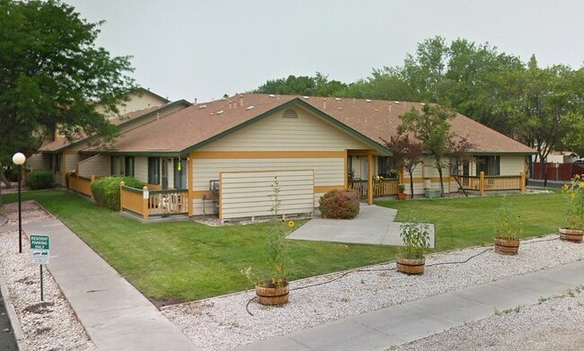 Photo - 1825 Auction Rd